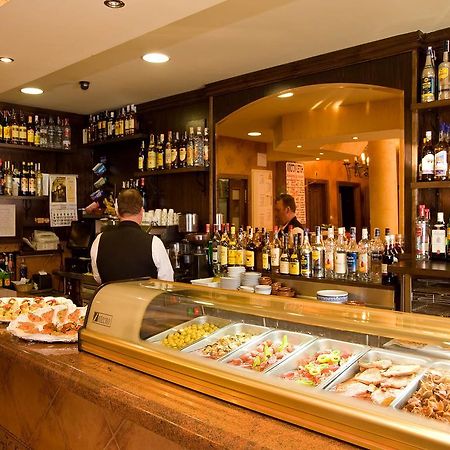 Hotel Rural "Victoria" Humanes Eksteriør billede